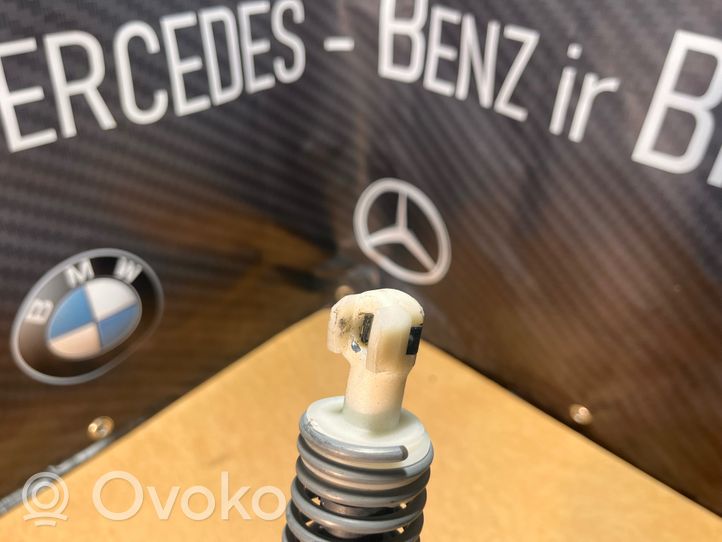 BMW 5 G30 G31 Ressort de tension de coffre 7366403