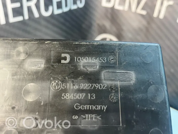 BMW 3 F30 F35 F31 Kita salono detalė 9227902