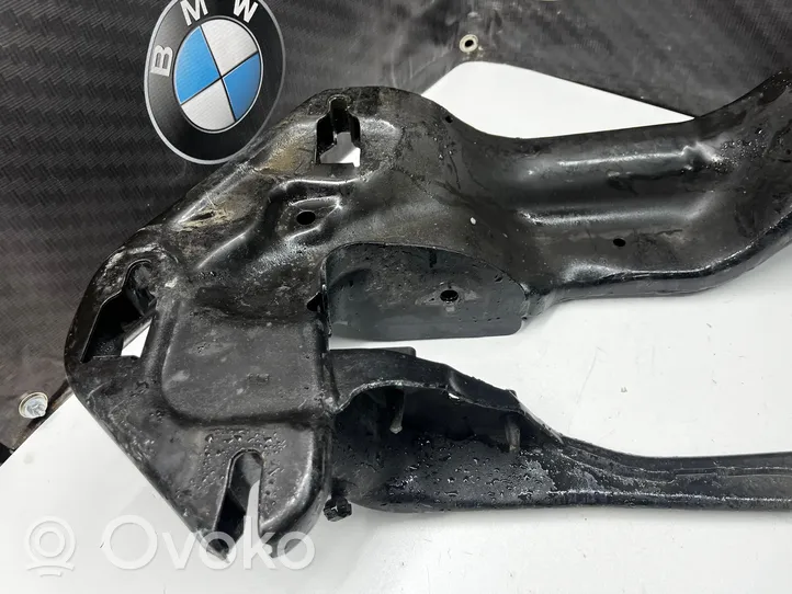 BMW X5 F15 Supporto di montaggio scatola del cambio 6854188