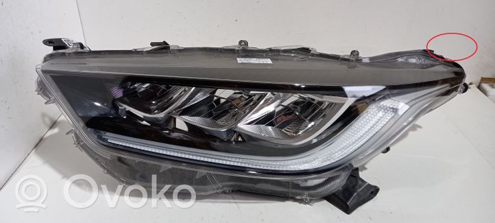 Toyota Yaris XP210 Lampa przednia 0075756