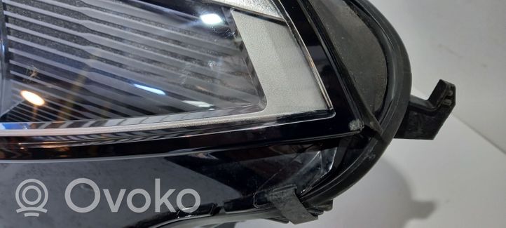 BMW X6 G06 Lampa przednia 7933339