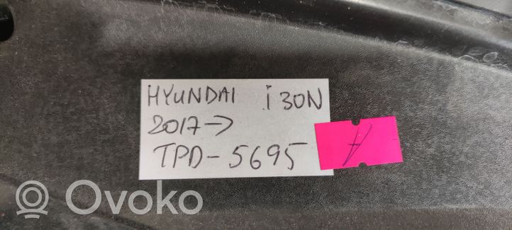 Hyundai i30 Etu-/Ajovalo G492122030
