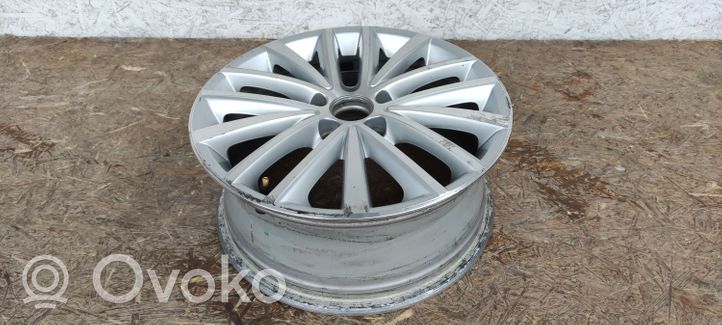 Volkswagen Jetta VI R17 alloy rim 5C0601025