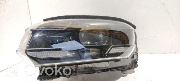 Porsche Taycan 9J1 Lampa przednia 9JA941005A