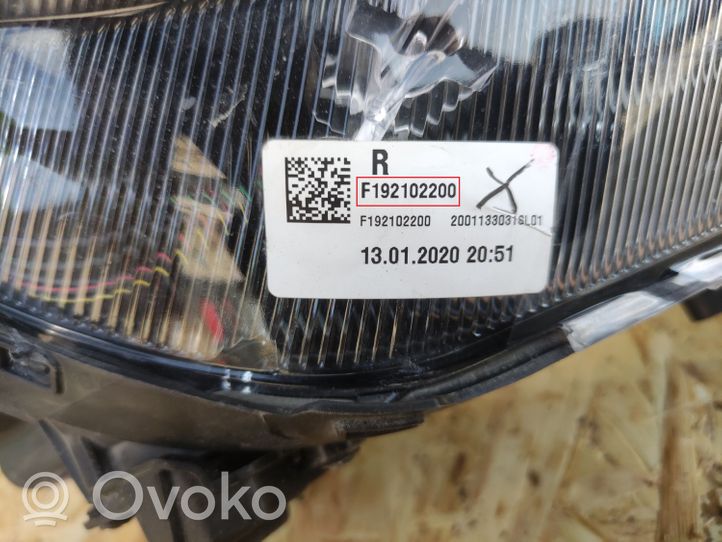 KIA Sportage Priekinis žibintas F192102200