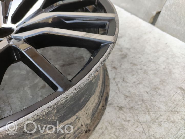 BMW X6 G06 Felgi aluminiowe R22 8090013