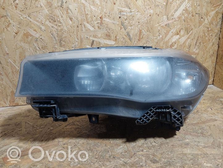 BMW X5 F15 Lampa przednia 7290047