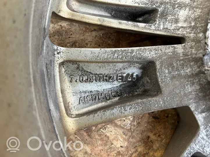 Skoda Karoq R17-alumiinivanne 