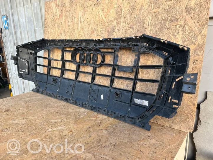 Audi Q8 Front bumper upper radiator grill 4M8853651