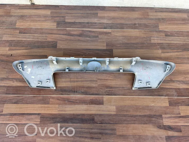 Toyota C-HR Garniture de hayon 76811F4010