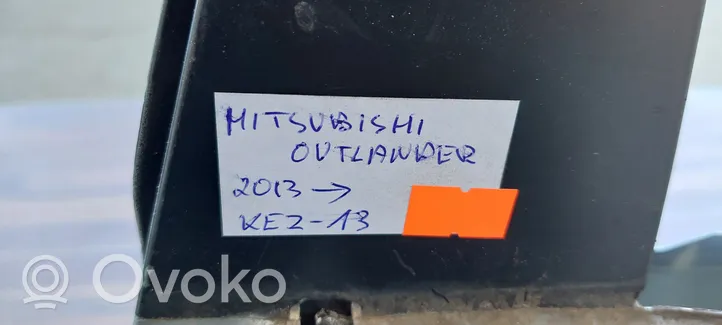 Mitsubishi Outlander Takaovi 