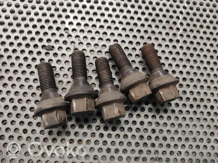 Renault Master II Nuts/bolts 