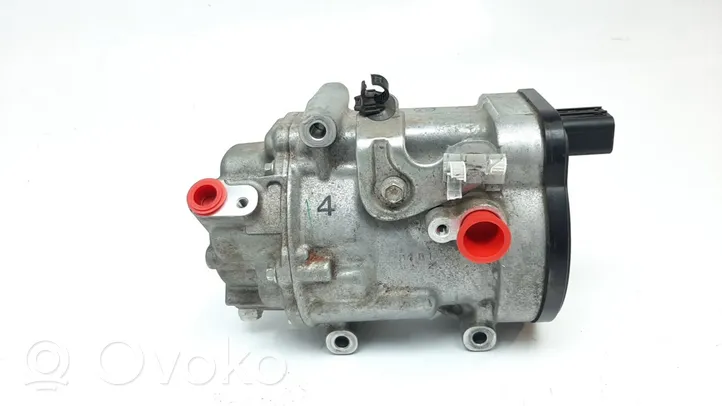 Toyota Corolla E120 E130 Ilmastointilaitteen kompressorin pumppu (A/C) 8837047092