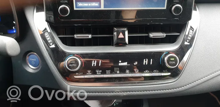 Toyota Corolla E120 E130 Panel klimatyzacji 5590002E10