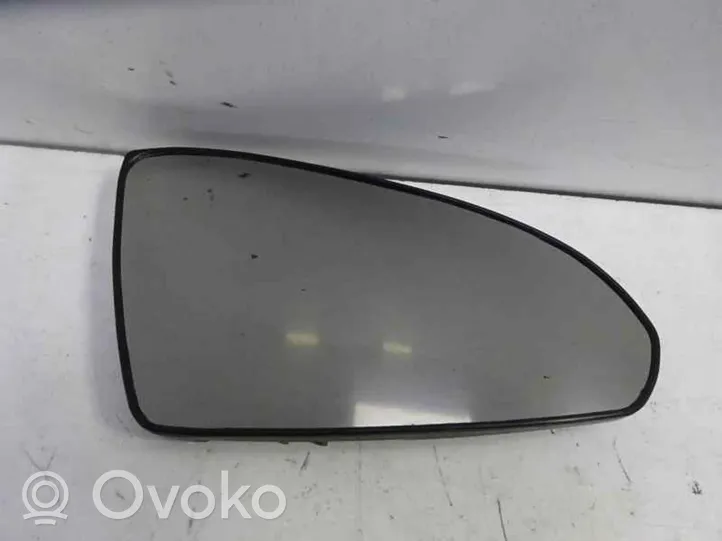 Nissan Primera Verre de rétroviseur latéral 96365AU415