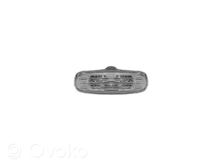 Fiat Grande Punto Etupuskurin suuntavilkku 51717793