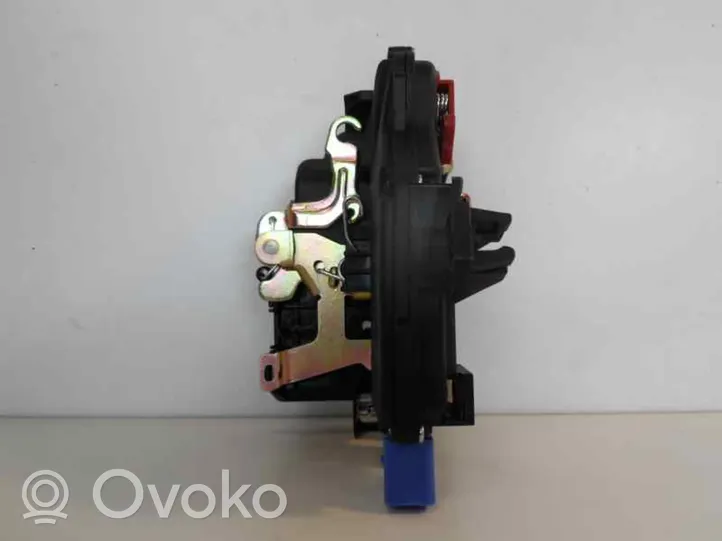 Volkswagen Jetta V Etuoven lukko 3D1837016A