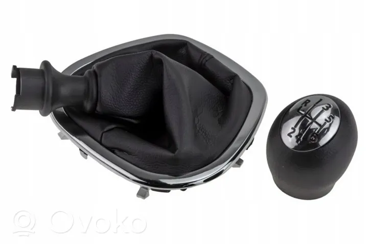 Opel Vivaro Gear lever shifter trim leather/knob 349012637R
