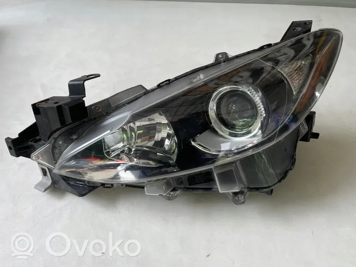 Mazda 3 Lampa przednia 