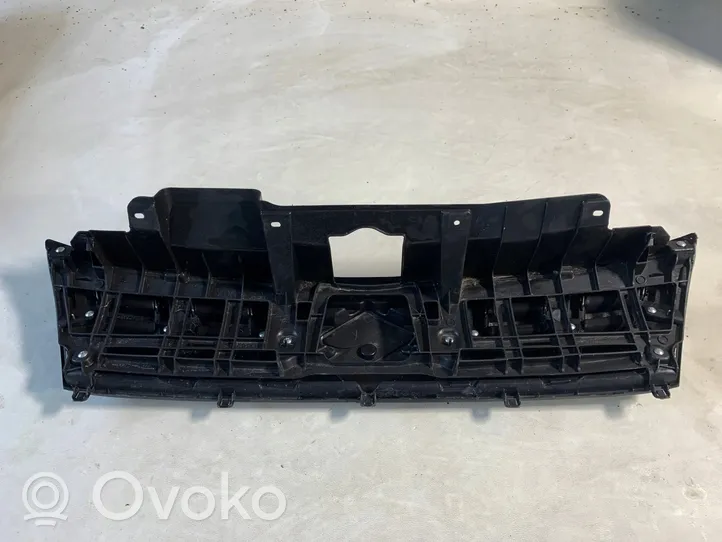 Suzuki Vitara (LY) Grille de calandre avant 