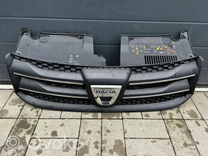 Dacia Sandero III Atrapa chłodnicy / Grill 