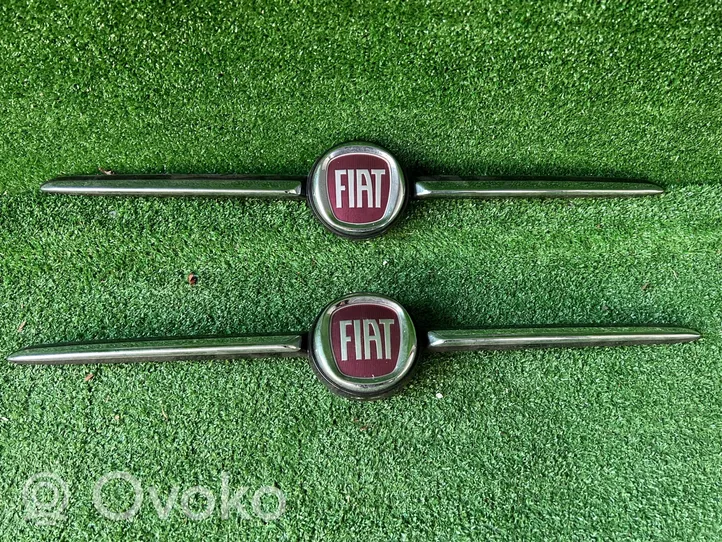 Fiat 500 Grille de calandre avant 