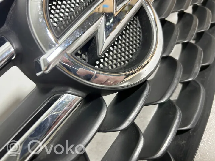 Opel Astra K Atrapa chłodnicy / Grill 
