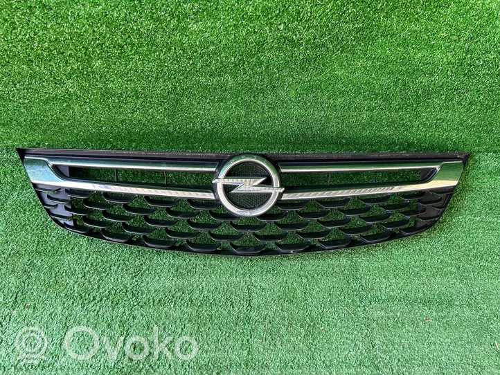 Opel Astra K Front grill 