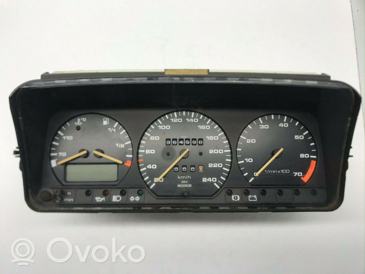 Volkswagen PASSAT Speedometer (instrument cluster) 1