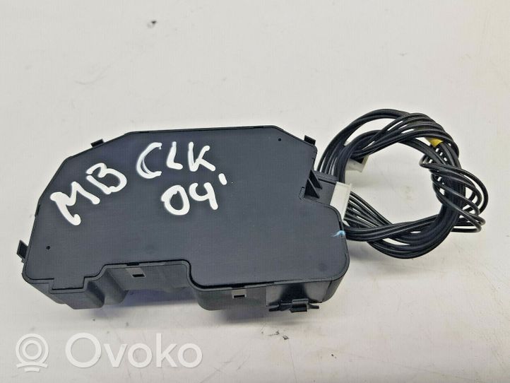 Mercedes-Benz CLK A209 C209 Modulo di controllo sedile 2098202610