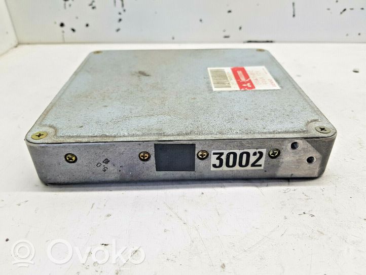 Mitsubishi Galant Sterownik / Moduł ECU 1758000512