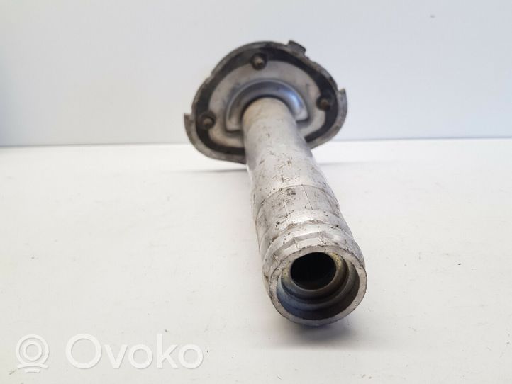 BMW 5 E39 Takapuskurin törmäysvoiman vaimennin 8174083