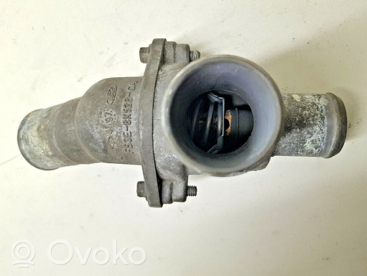 Ford Mondeo MK II Termostaatin kotelo F6ZE8A587AB