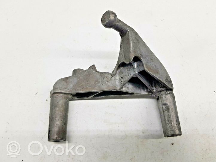 Mercedes-Benz C AMG W203 Engine mounting bracket A6460160038