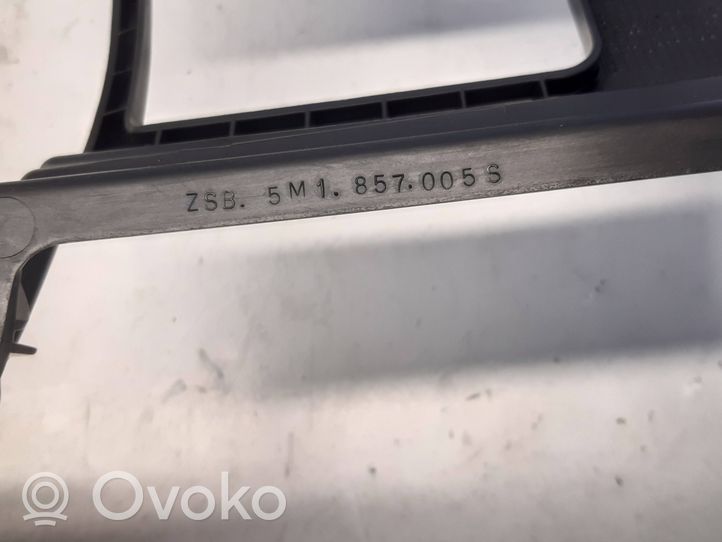 Volkswagen Tiguan Element deski rozdzielczej / dół 5M1857005S