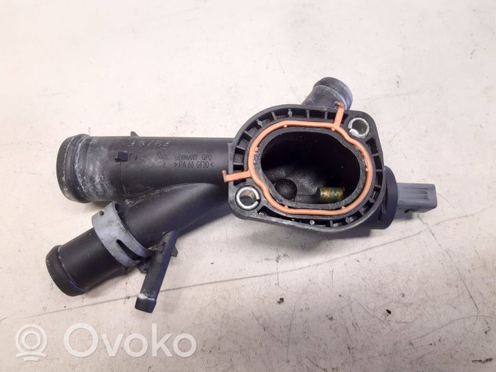 Volkswagen Tiguan Boîtier de thermostat 03L121131AA