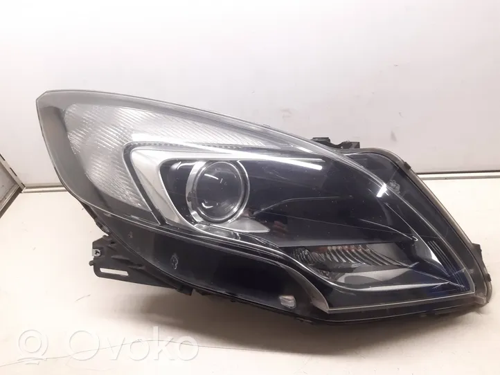 Opel Zafira C Lampa przednia 030126360200