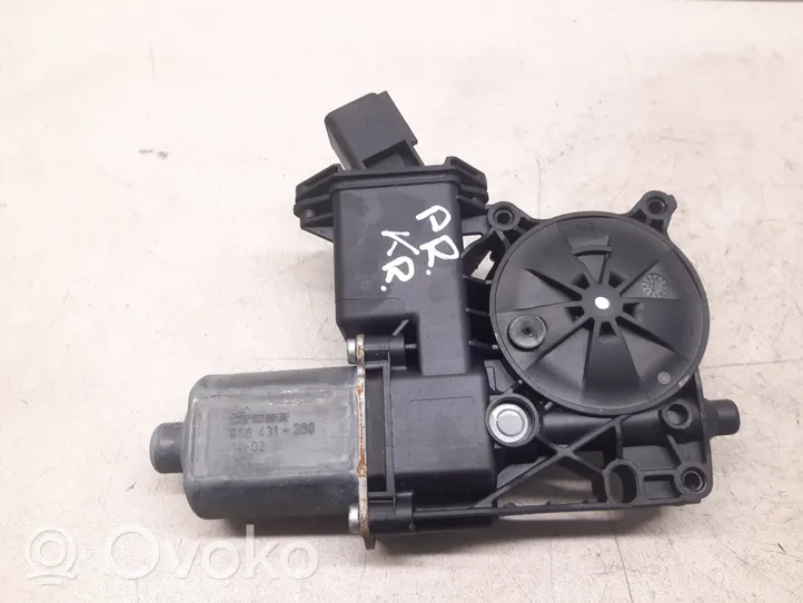 Opel Zafira C Front door window regulator motor 20951581