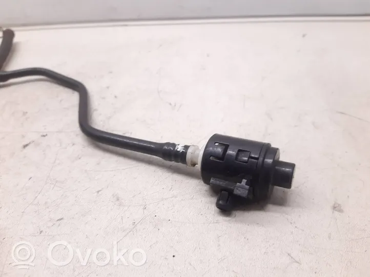 Toyota Avensis T250 Fuel return line/hose 