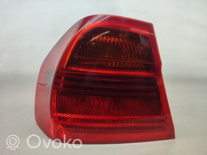 BMW 3 E90 E91 Lampy tylnej klapy bagażnika 