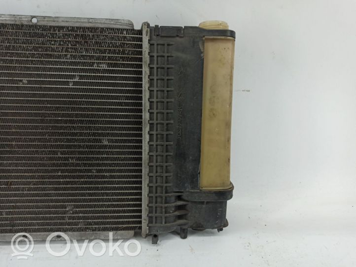 BMW 5 E34 Dzesēšanas šķidruma radiators 