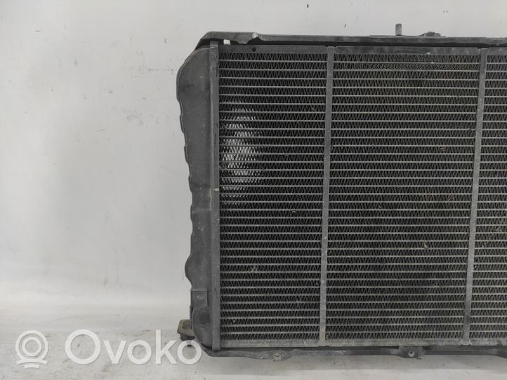 Toyota Hiace (H50, H60, H70) Radiateur de refroidissement 