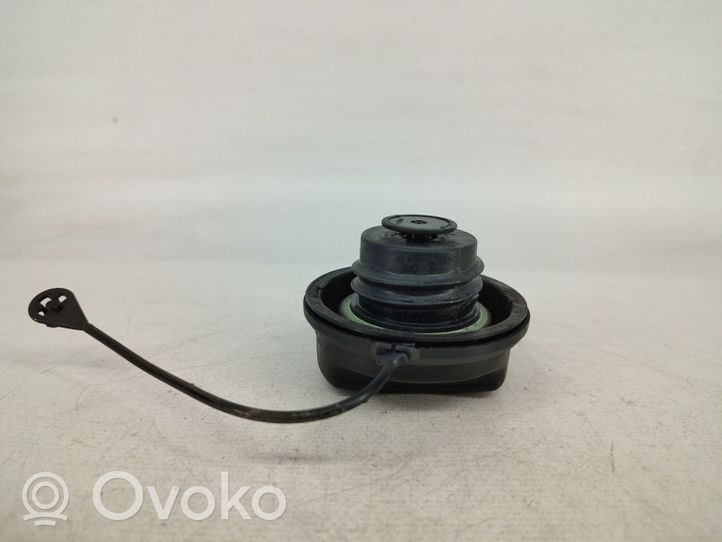 Chevrolet Epica Fuel tank cap 