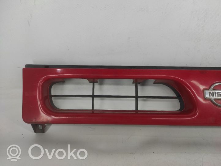 Nissan Terrano Grille de calandre avant 