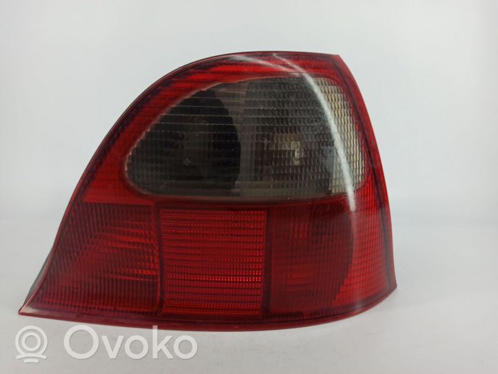 Rover 200 XV Lampy tylnej klapy bagażnika 