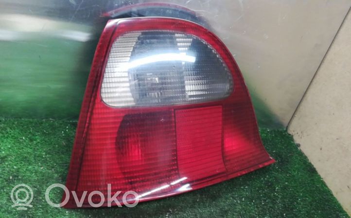 Rover 200 XV Takaluukun takavalot 