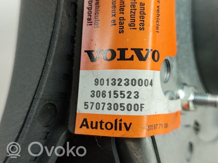 Volvo S40, V40 Ohjauspyörän turvatyyny 