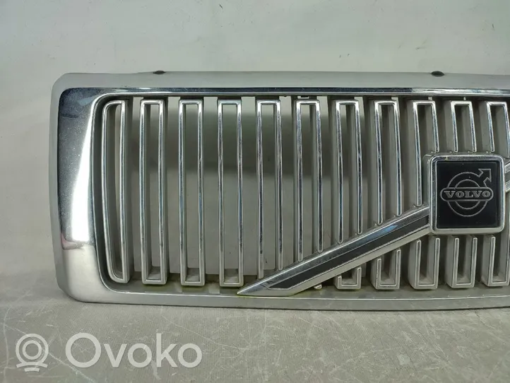 Volvo 460 Grille de calandre avant 