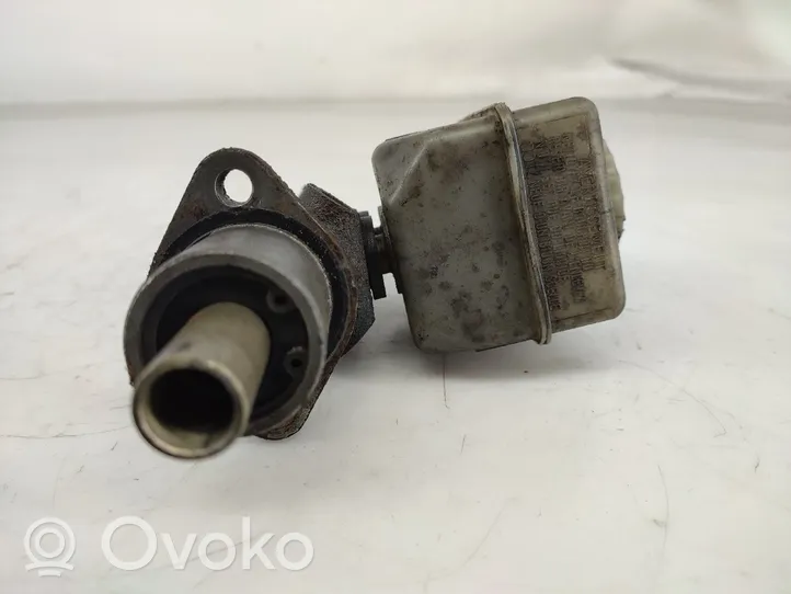 Volkswagen Golf II Master brake cylinder 