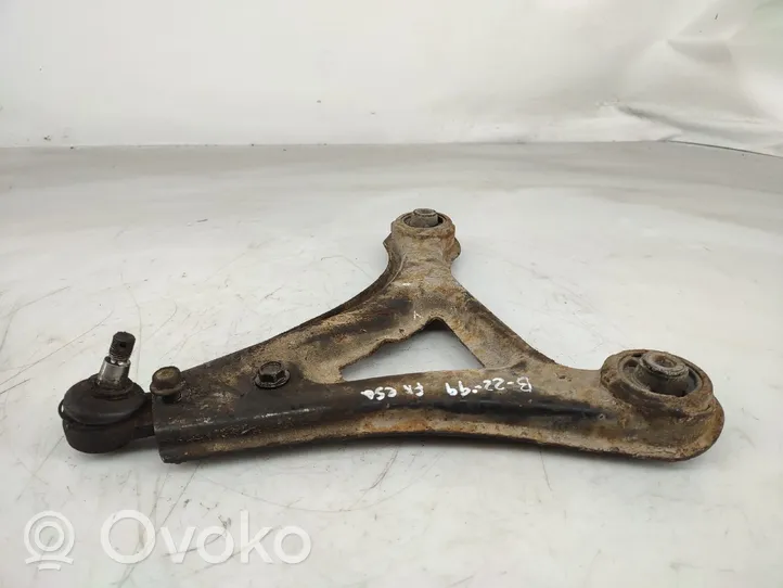 Volvo 440 Triangle bras de suspension supérieur arrière 